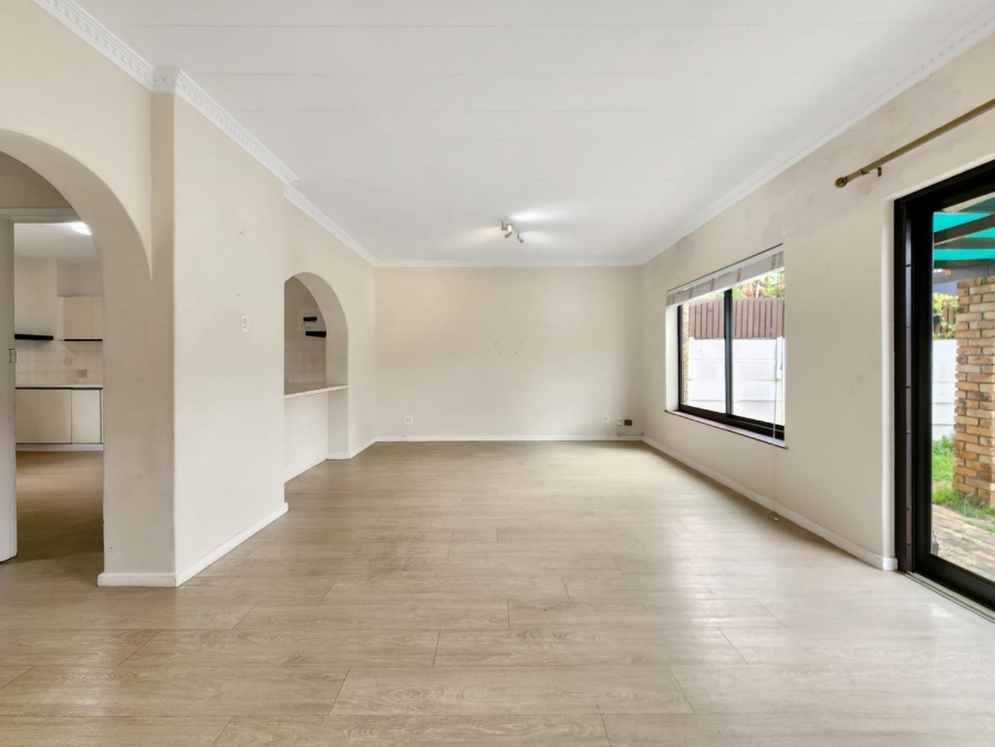3 Bedroom Property for Sale in Tokai Western Cape